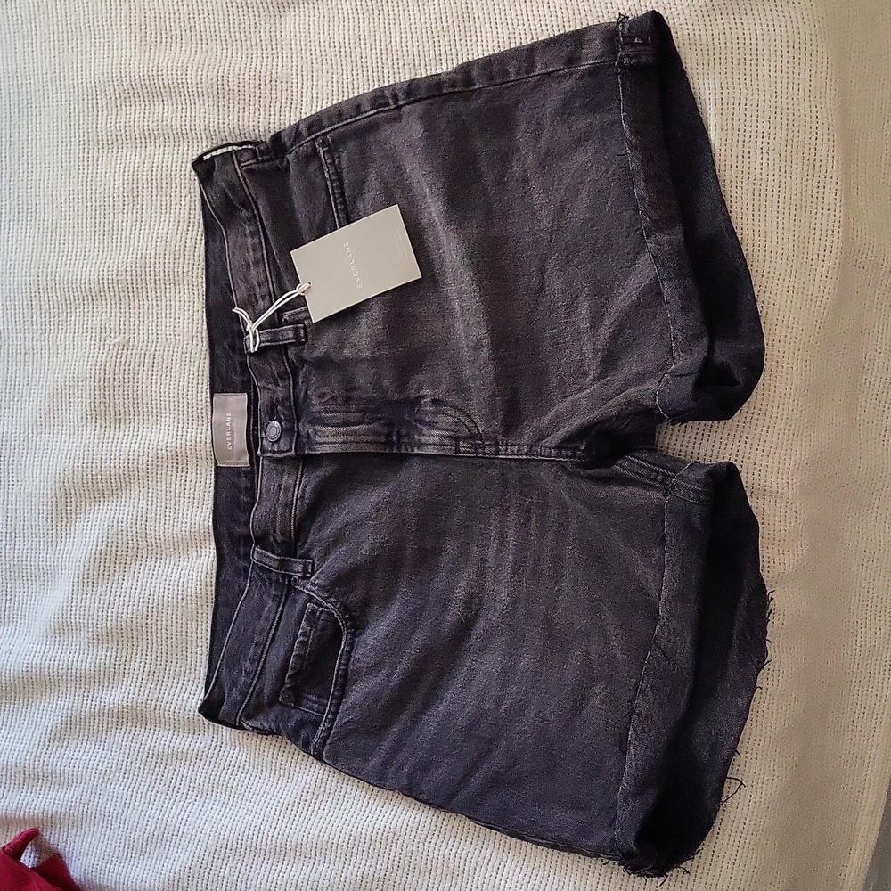 Everlane "The Denim Short" in Washed Black size 32 NWT